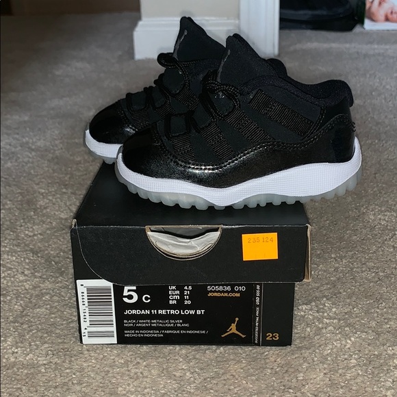 jordan retro 11 low toddler
